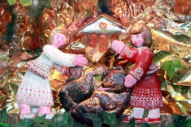 Snow-White and Rose-Red